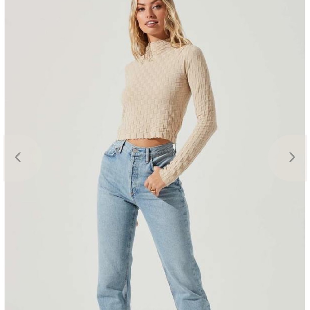 ASTR the Label Lanare Top